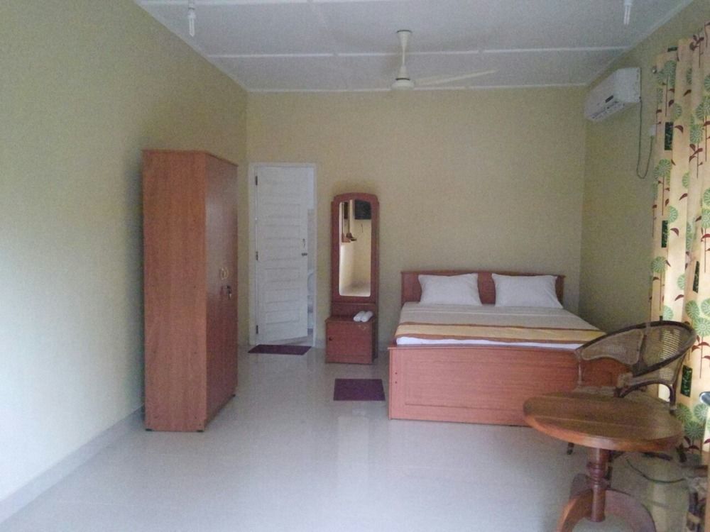 Nirmala Hotel And Restaurant Polonnaruwa Eksteriør bilde