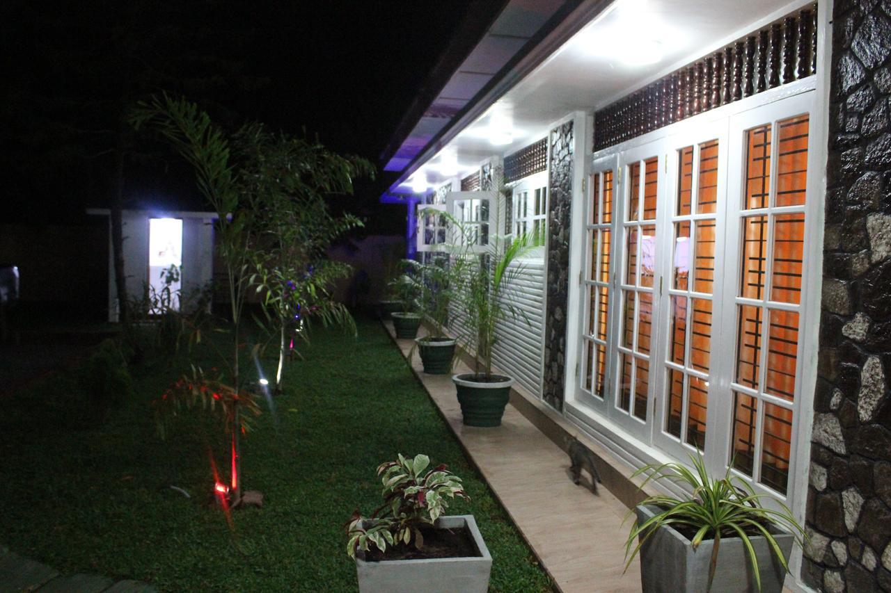 Nirmala Hotel And Restaurant Polonnaruwa Eksteriør bilde